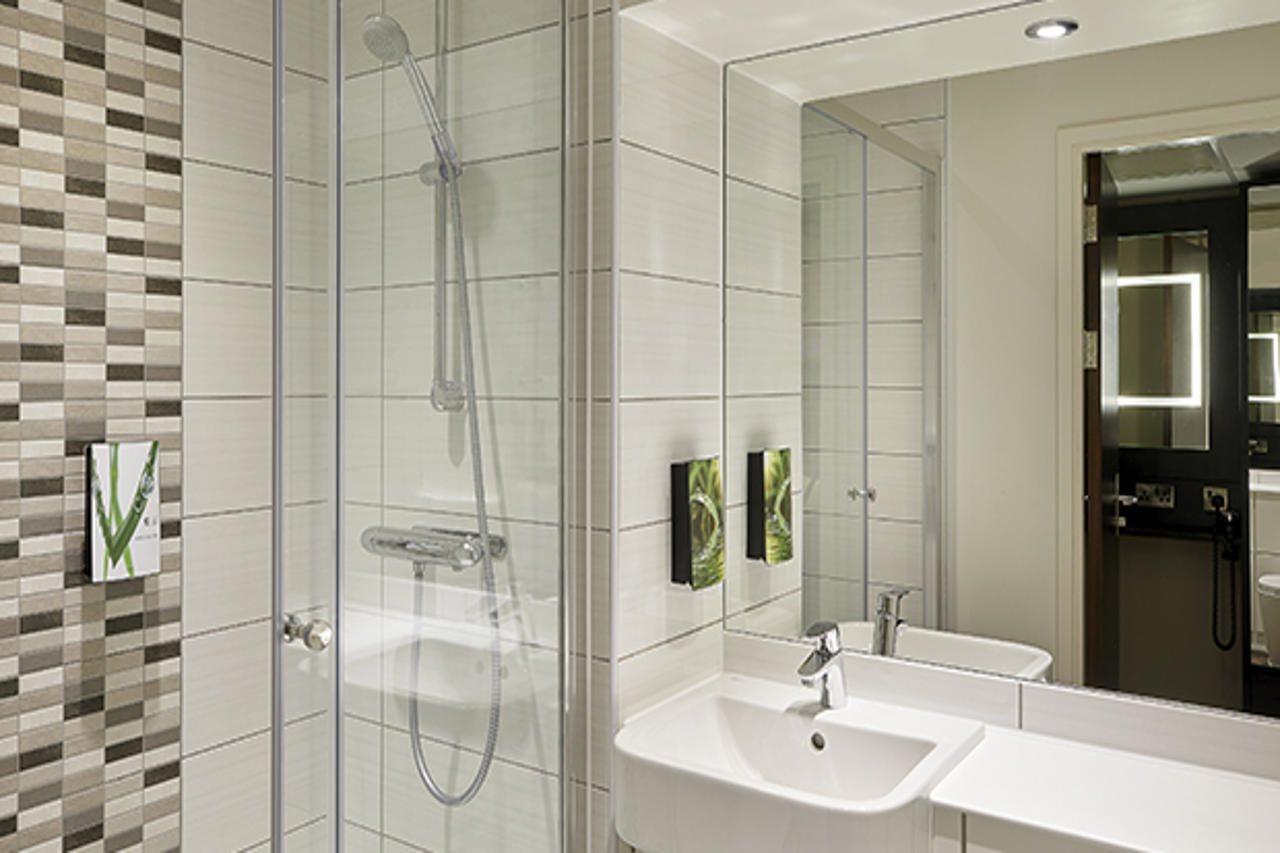 Premier Inn Birmingham City - Aston Extérieur photo