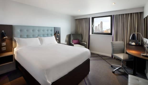 Premier Inn Birmingham City - Aston Extérieur photo
