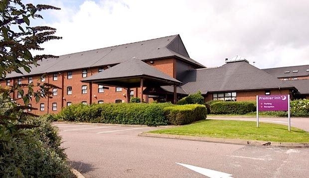 Premier Inn Birmingham City - Aston Extérieur photo